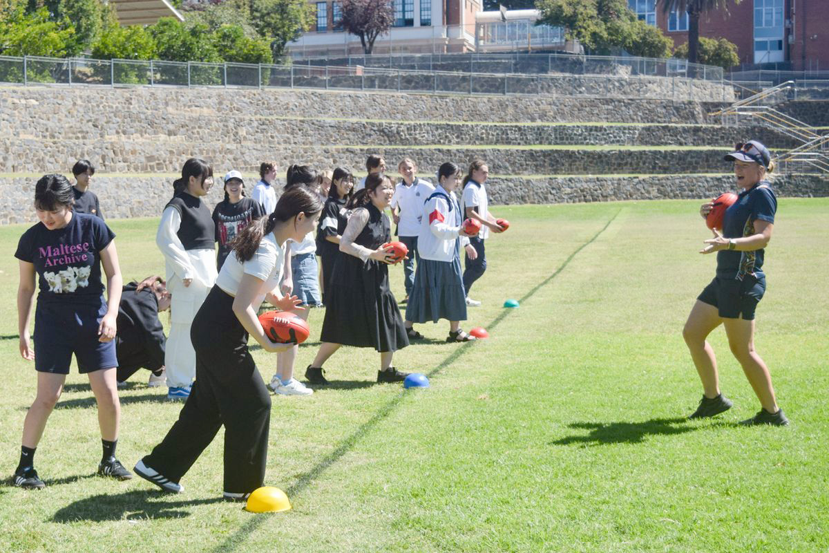 バサースト高校で体育の授業