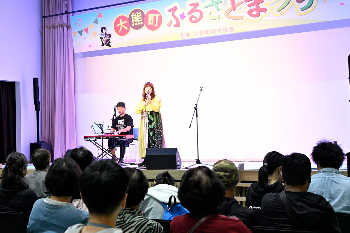 シンガーソングライター氏家エイミーさんのライブ