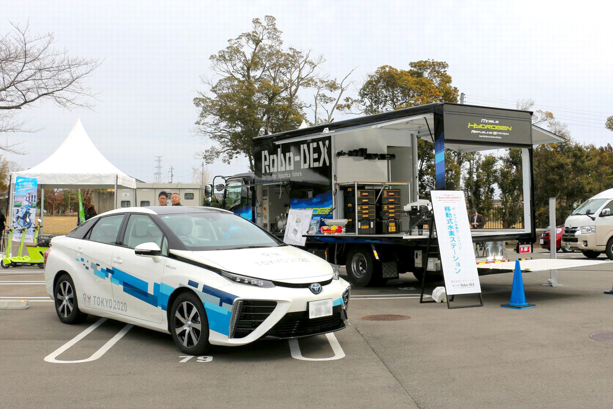 移動式水素ステーションの様子